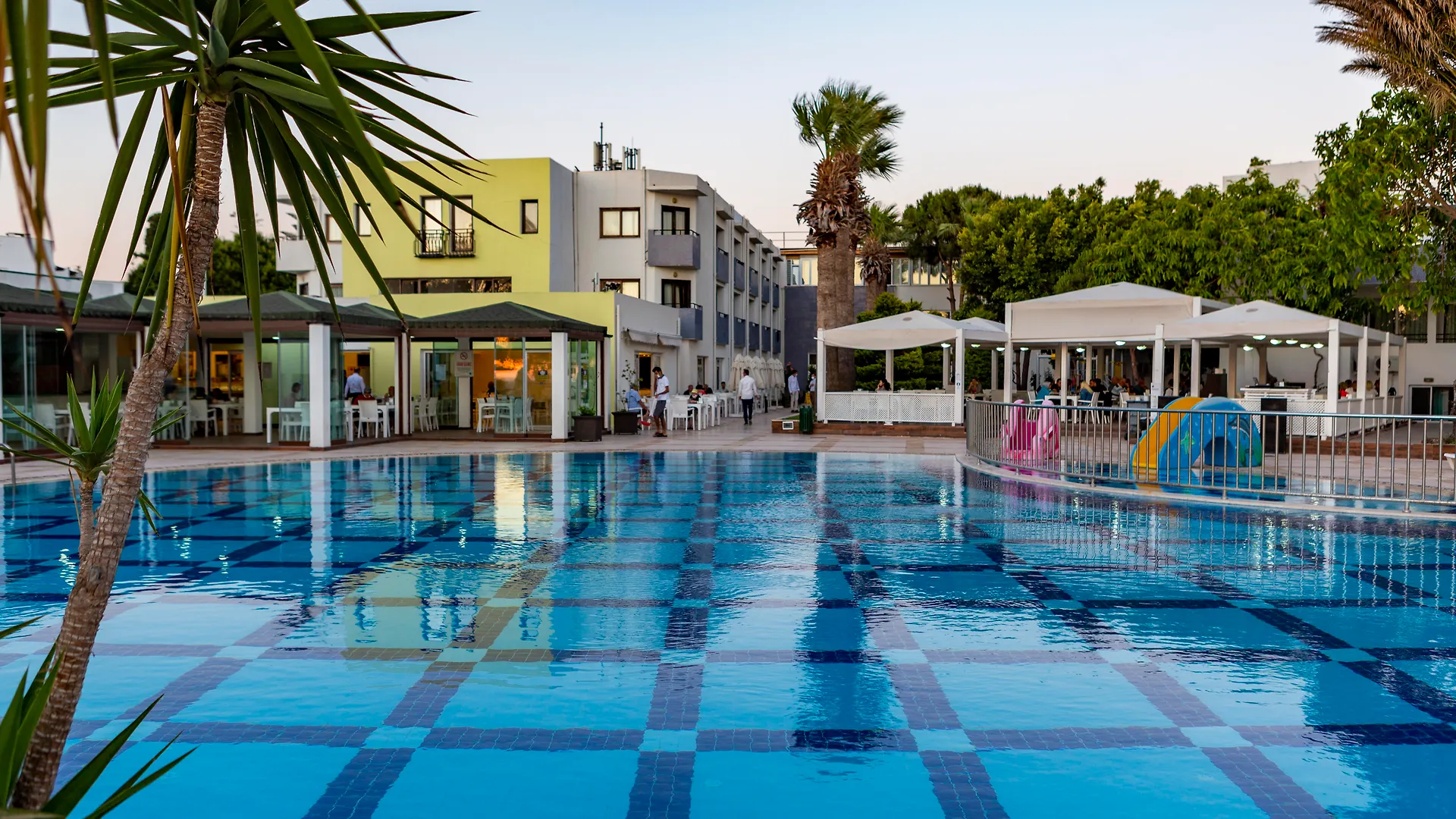 Yelken Mandalinci Spa&Wellness Hotel Turgutreis 4*,  Turecko